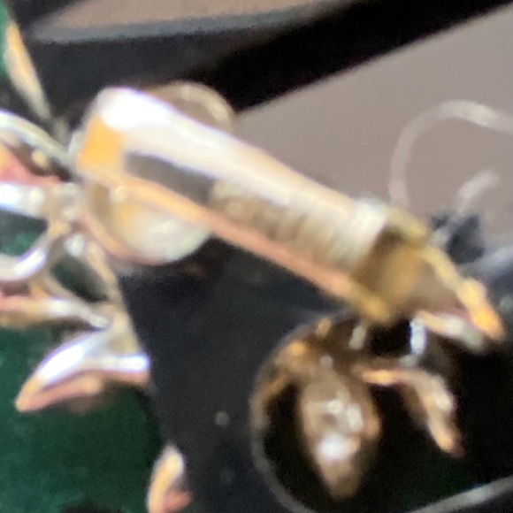 Vintage Sarah Clip Earrings 1950 - Picture 5 of 5